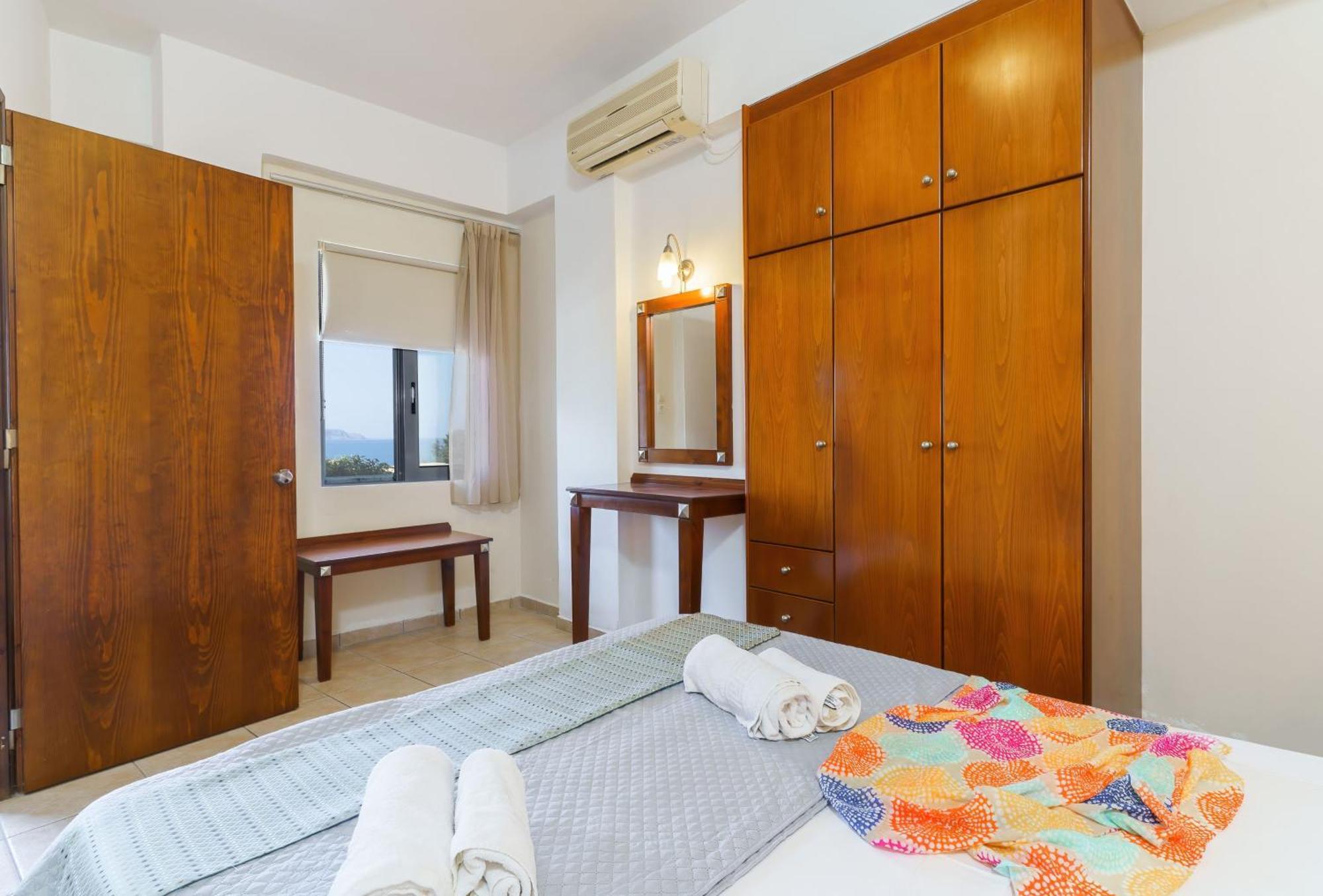 Sunrise Suites & Apartments Каливес Номер фото